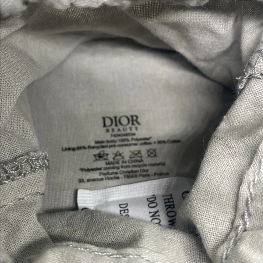 DIOR Around The World Jewelry Case & New Mascara Scent Sample, Spin Ring VIP col - Picture 7 of 10